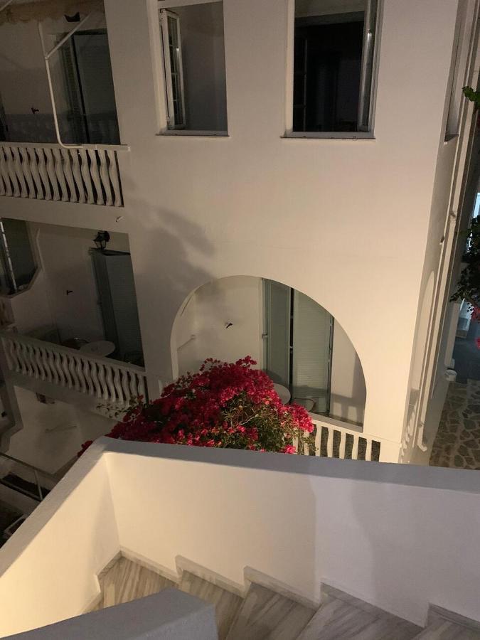 Lefkothea Hotel Kamari  Exterior photo