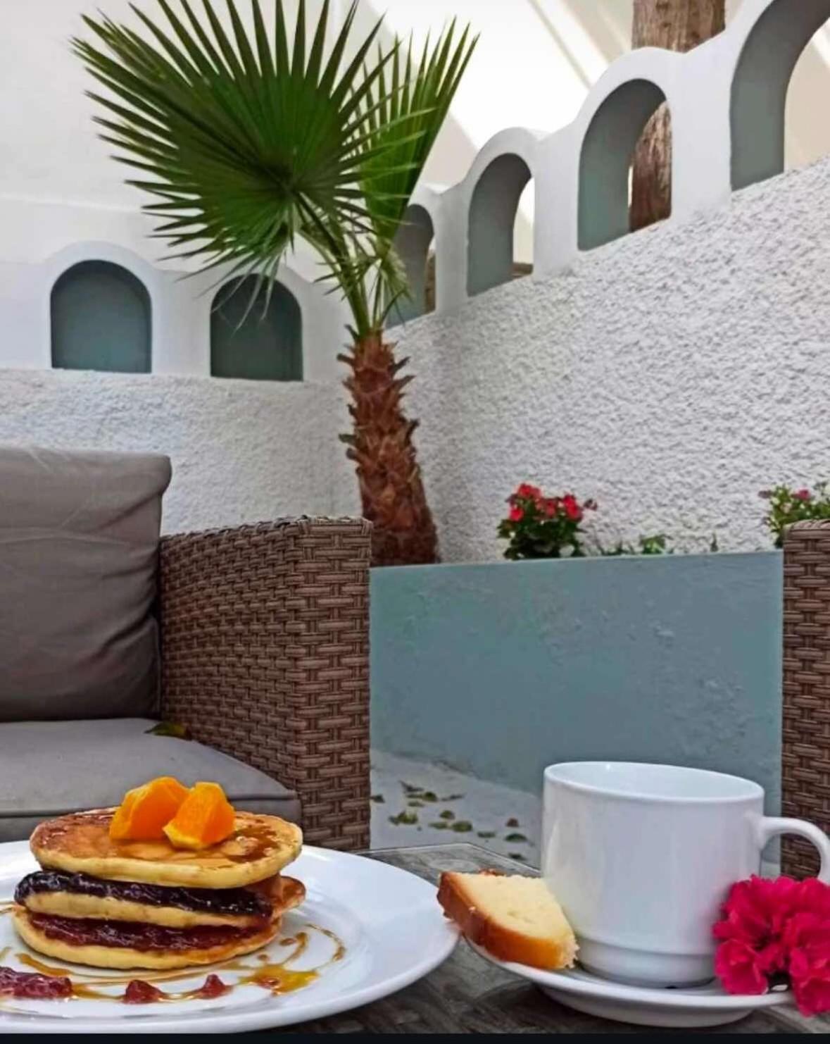 Lefkothea Hotel Kamari  Exterior photo
